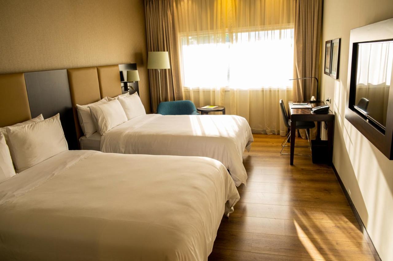 Radisson Hotel Santa Cruz Santa Cruz de La Sierra Zewnętrze zdjęcie
